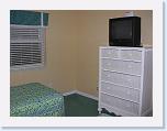 DSCN6094 * TV in guess bedroom * 2288 x 1712 * (808KB)