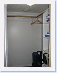 DSCN6108 * walkin-in closet * 1712 x 2288 * (787KB)