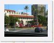 DSCN3830 * Honolulu's City Hall decorated with Santa and Mrs. Claus * 2288 x 1712 * (735KB)